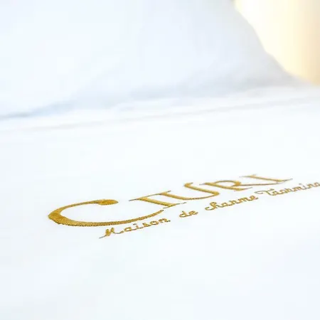 Ciuri Maison De Charme Bed & Breakfast 2*